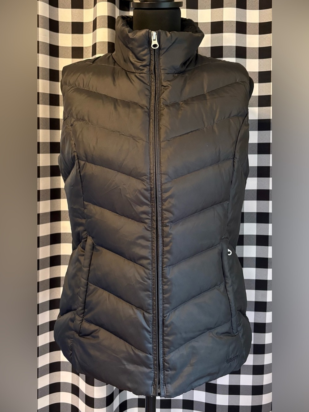 Eddie Bauer EB550 Premium Goose Down Black Vest. Women’s Size M